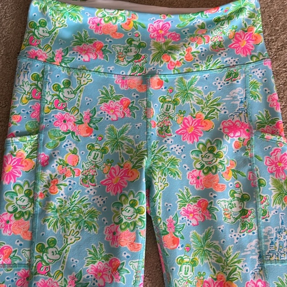 Lilly Pulitzer Weekender High Rise Legging. Size Small Disney Parks Exclusive - Picture 3 of 6